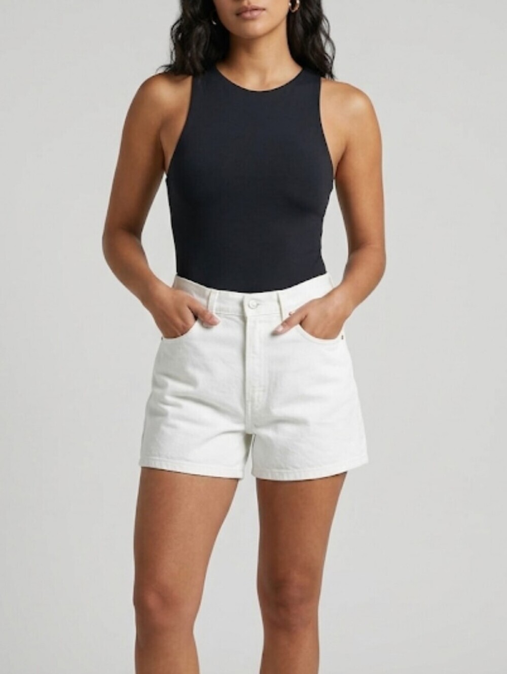 Women’s Vintage GAP  100% cotton white 3" jean shorts summer natural fibre